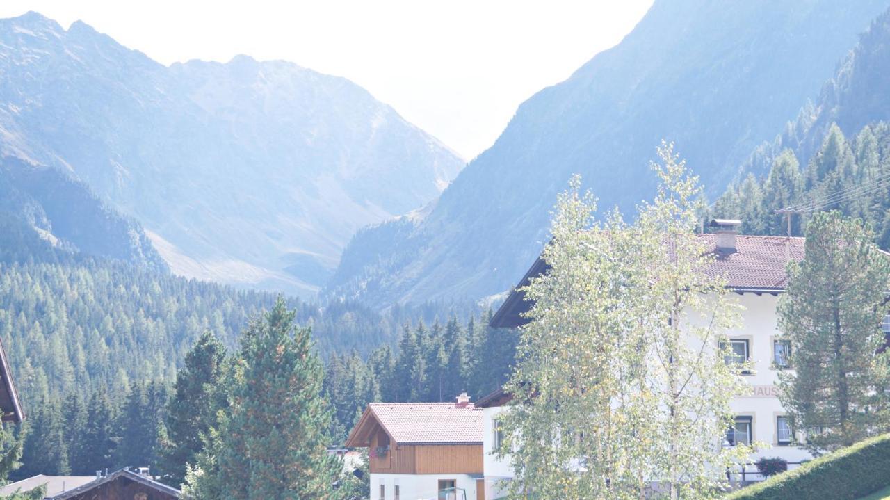 Pension Alpenrose Sankt Sigmund im Sellrain Exteriér fotografie